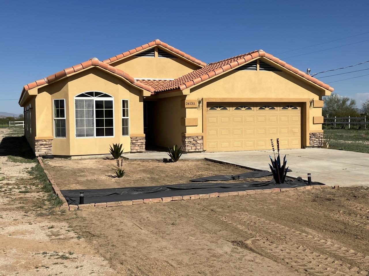 24135 S 209th Ave NA, Buckeye, AZ 85326 4 Bedroom House for 3,400