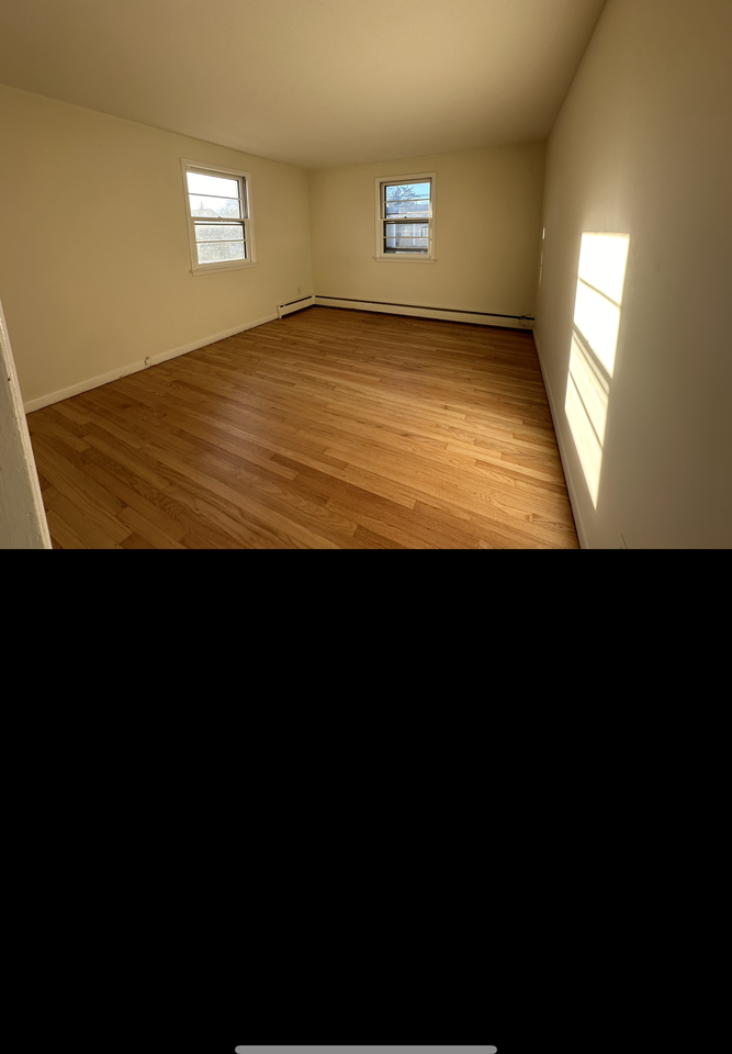 21 Rakoczy Ave #23 - Photo 3 of 13