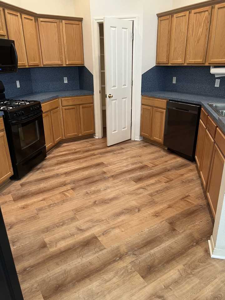 1118 Glendalough Dr #NA - Photo 3 of 13