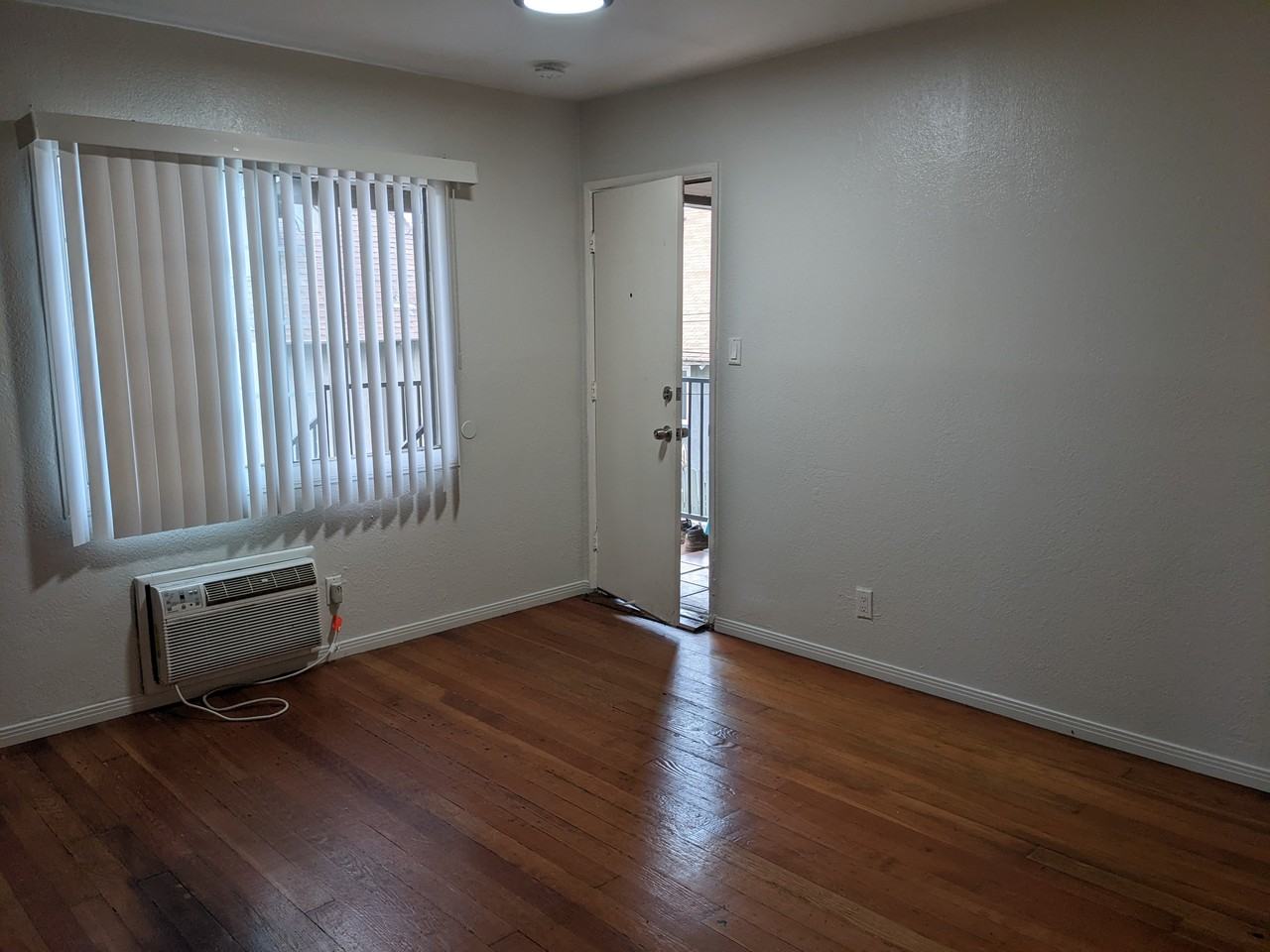 2835 Huron St #3-4 - Photo 6 of 8