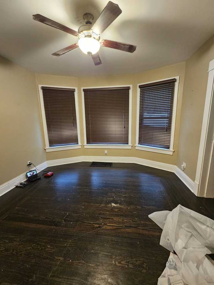 608 E Jefferson Ave #NA - Photo 2 of 15