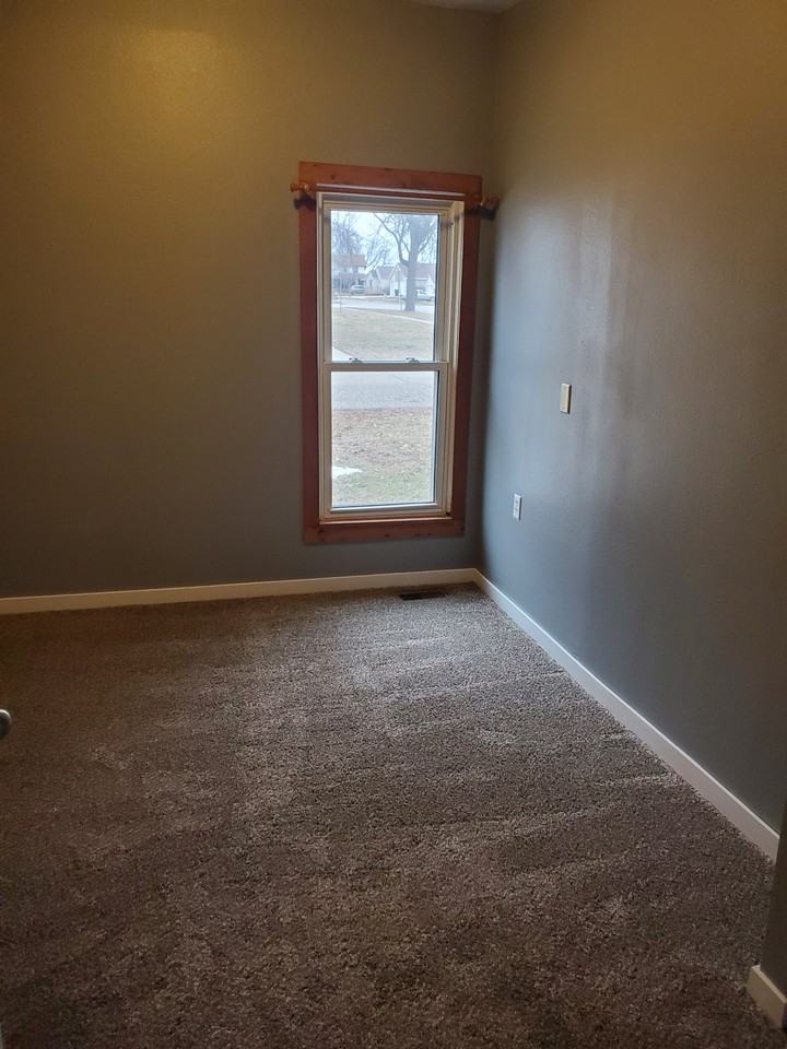 509 Floyd St #NA - Photo 3 of 8