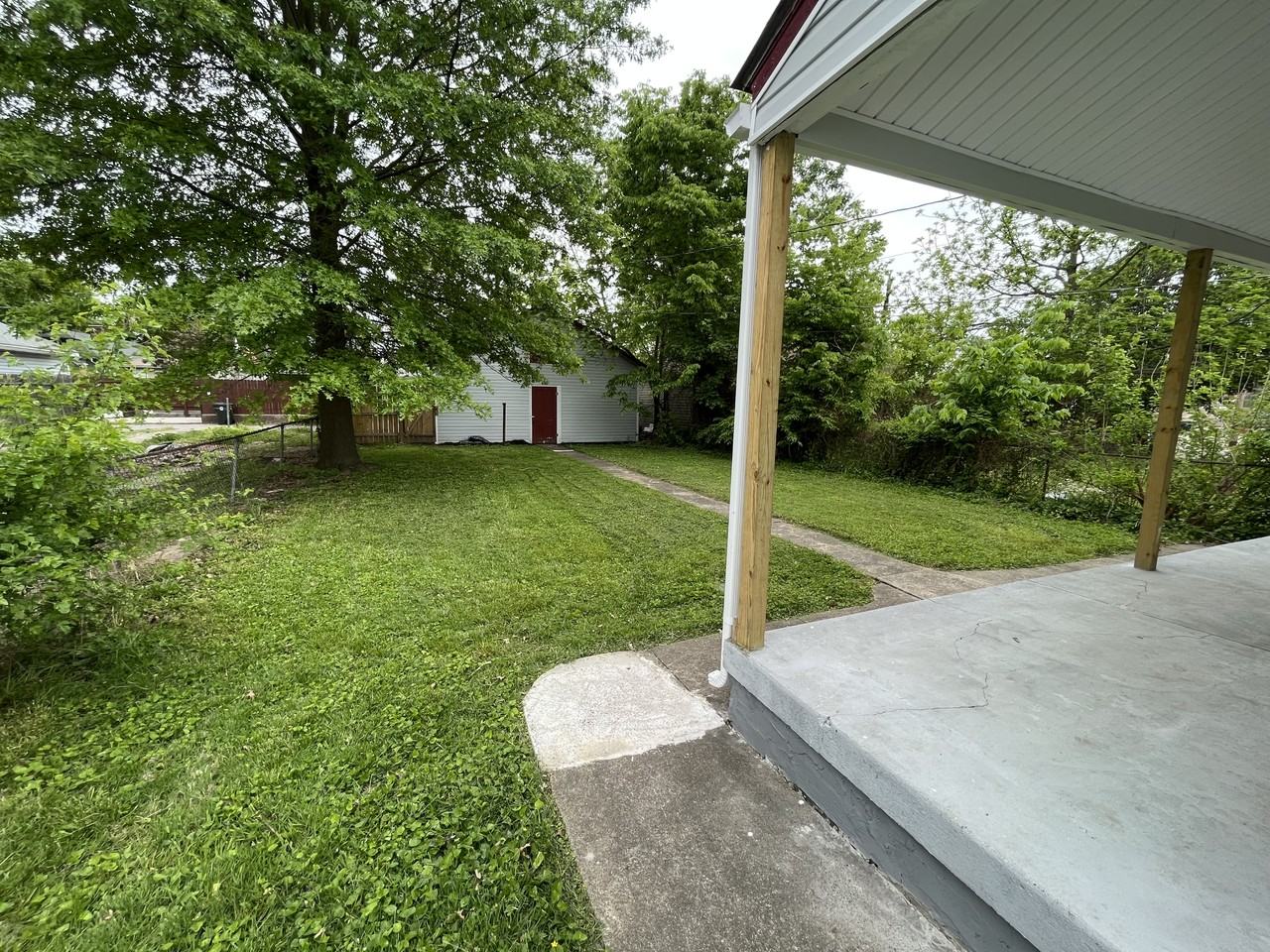 1506 E Oak St #NA - Photo 2 of 10