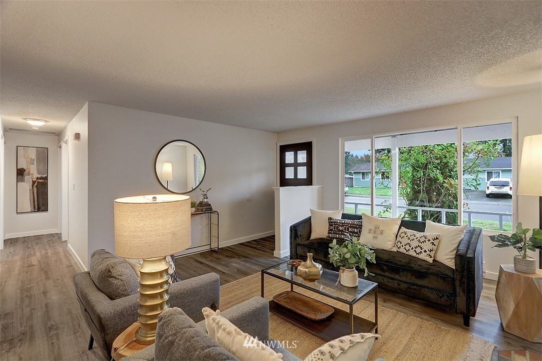 5932 140th St Se #NA - Photo 2 of 20