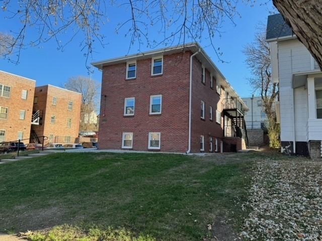 527 S 31st St #1 - Photo 2 of 11