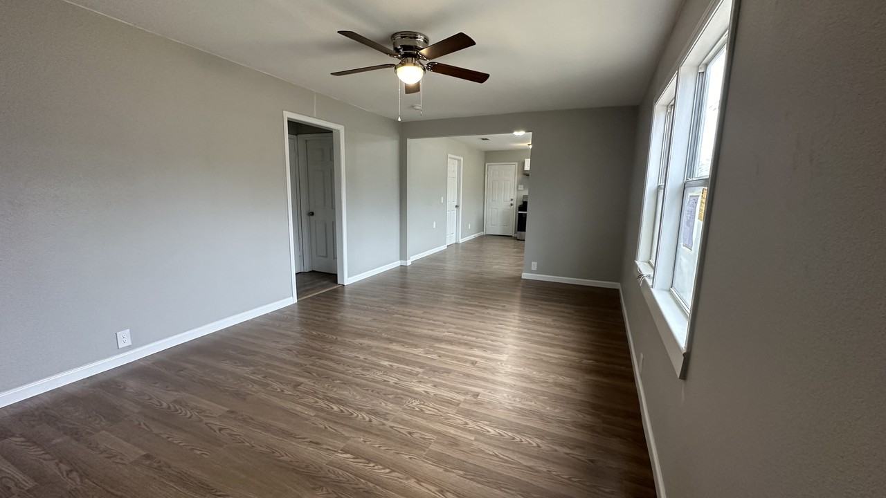 901 Johnson St #NA - Photo 2 of 22