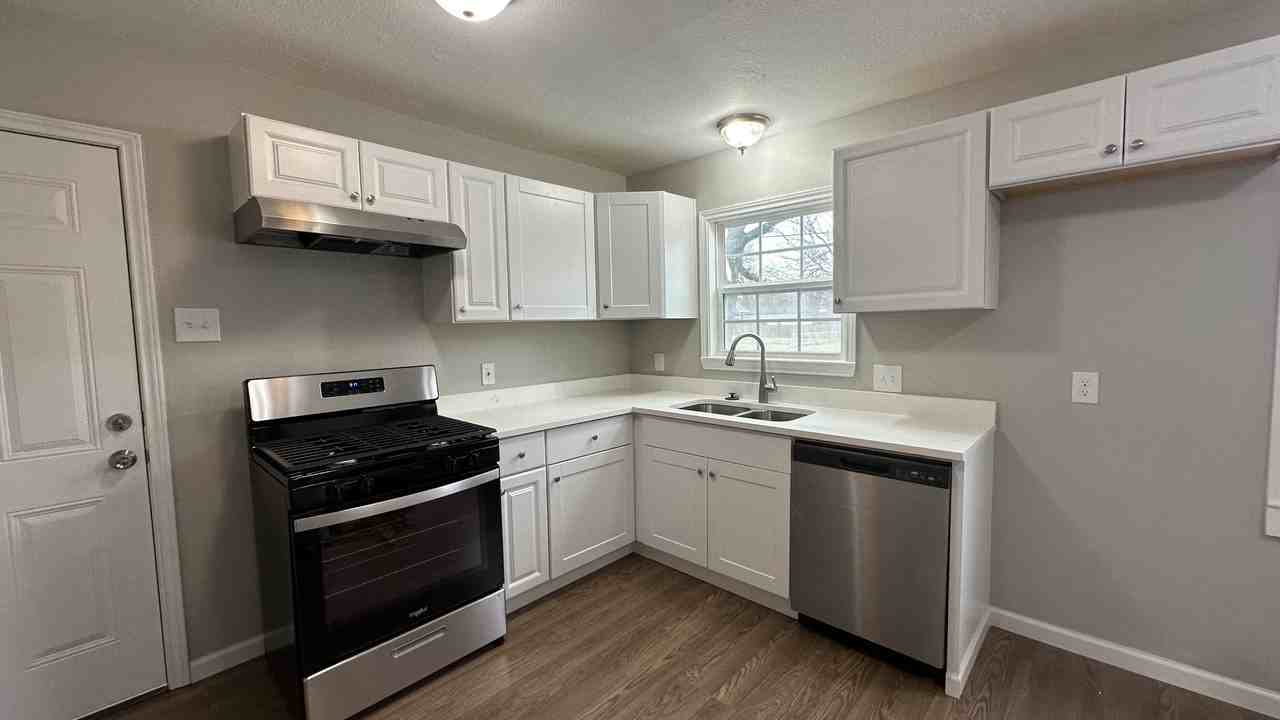 901 Johnson St #NA - Photo 5 of 22