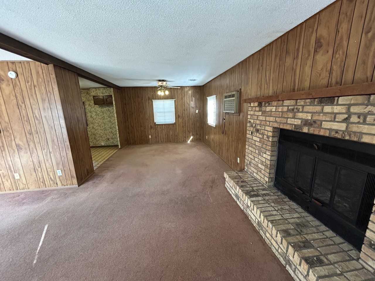 311 Clark St #NA - Photo 3 of 12