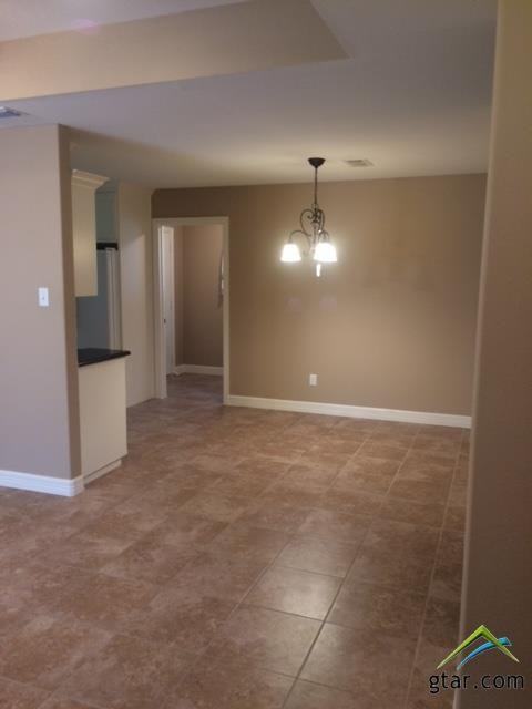 132 Jackie St - Photo 3 of 19