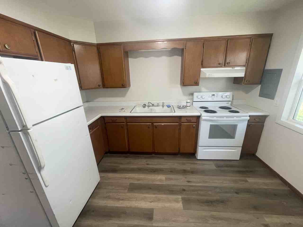 55 Court Sq #1 - Photo 3 of 5