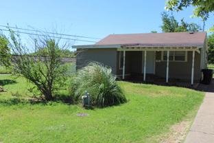 902 Nw 99th St #NA - Photo 1 of 1