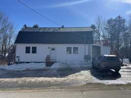 featured image of 367 Kendall Corner Rd #B