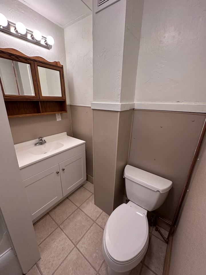 10 Walcott St #1L - Photo 6 of 22