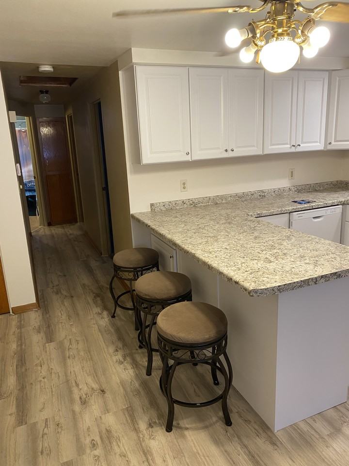 522 Susan St #NA - Photo 2 of 20