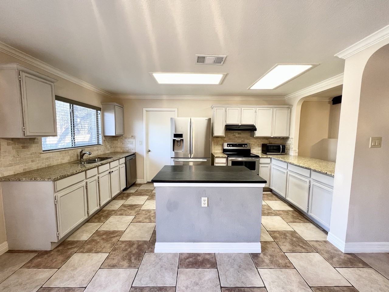 10924 Hamlen Park Dr S #NA - Photo 3 of 22