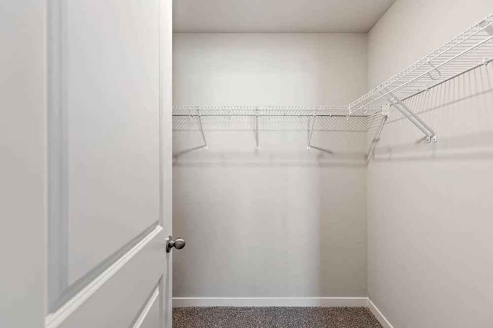 297 Pendleton Ave #NA - Photo 7 of 10