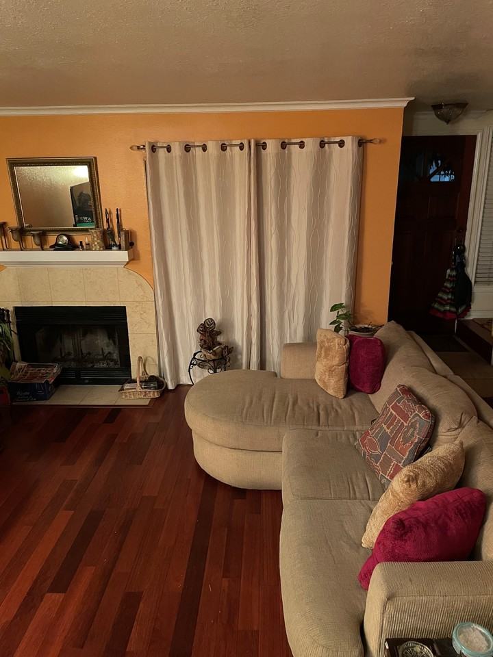 109 W Spring St #C - Photo 2 of 15