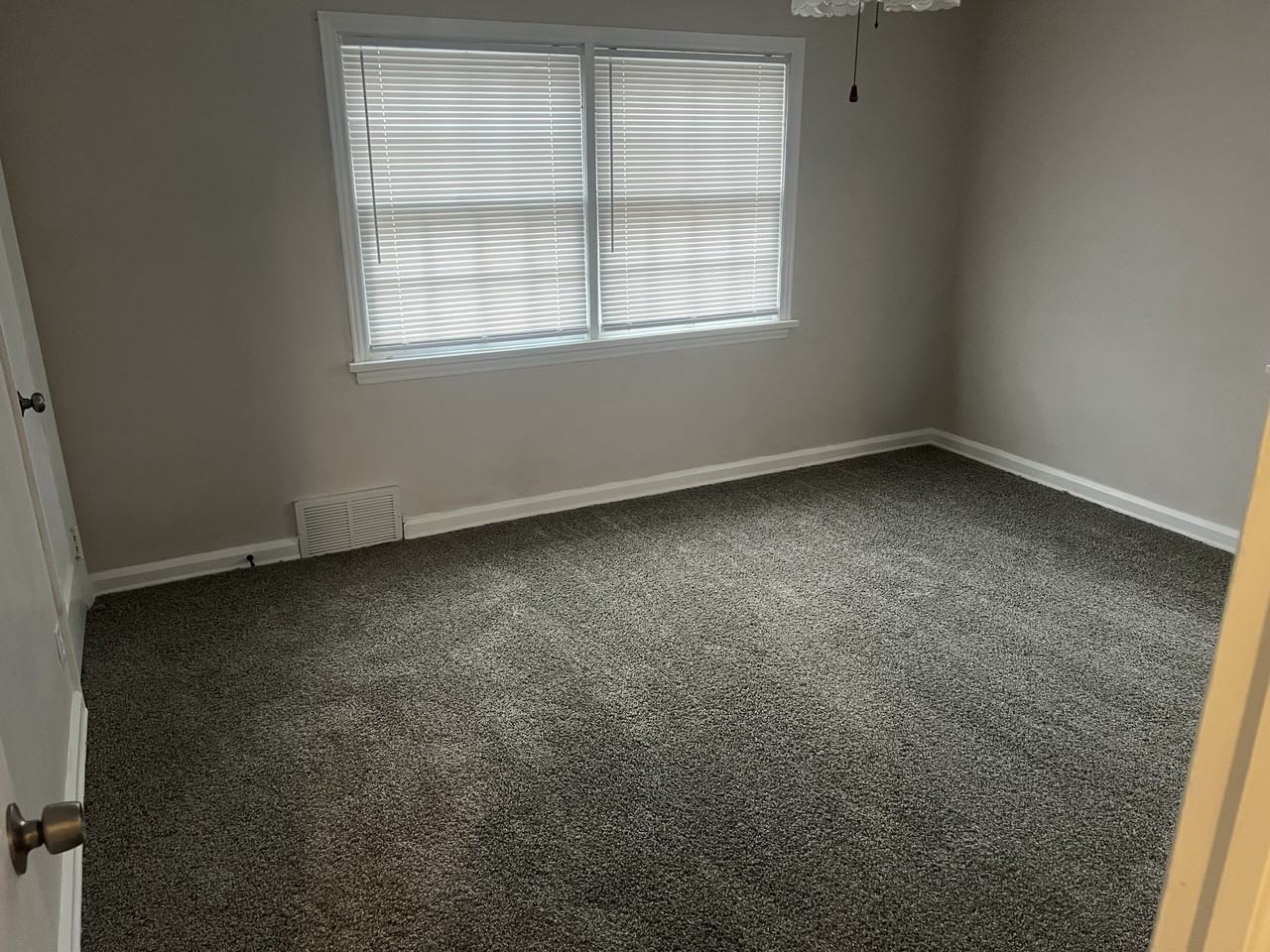 2009 31st St Nw #2009 - Photo 2 of 12