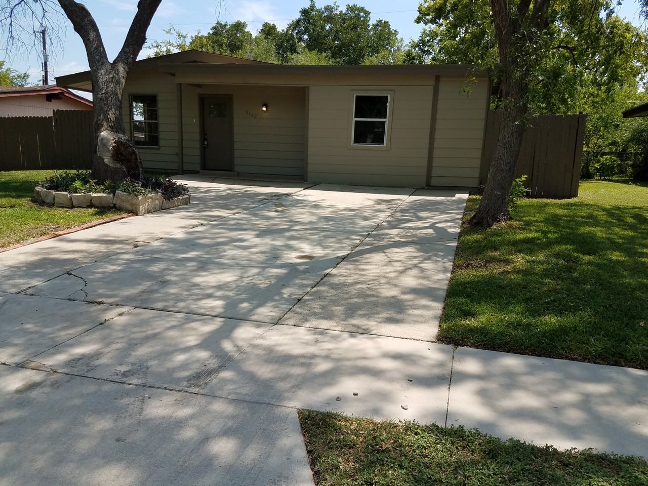 5227 Village Gln #NA - Photo 2 of 19