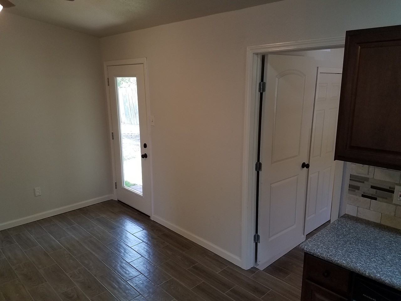 5227 Village Gln #NA - Photo 7 of 19