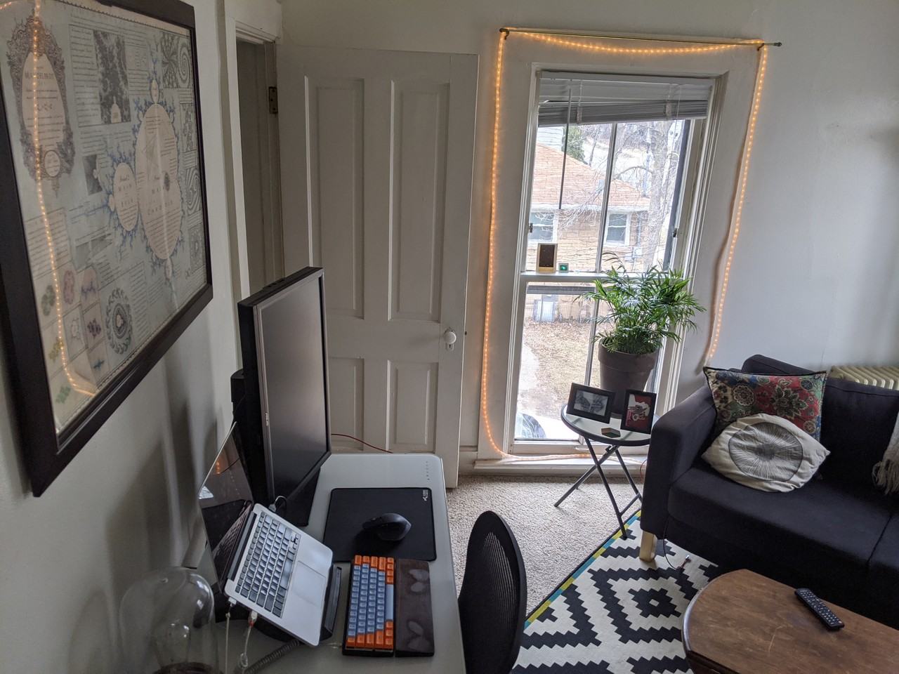 1102 E Johnson St #4 - Photo 3 of 20