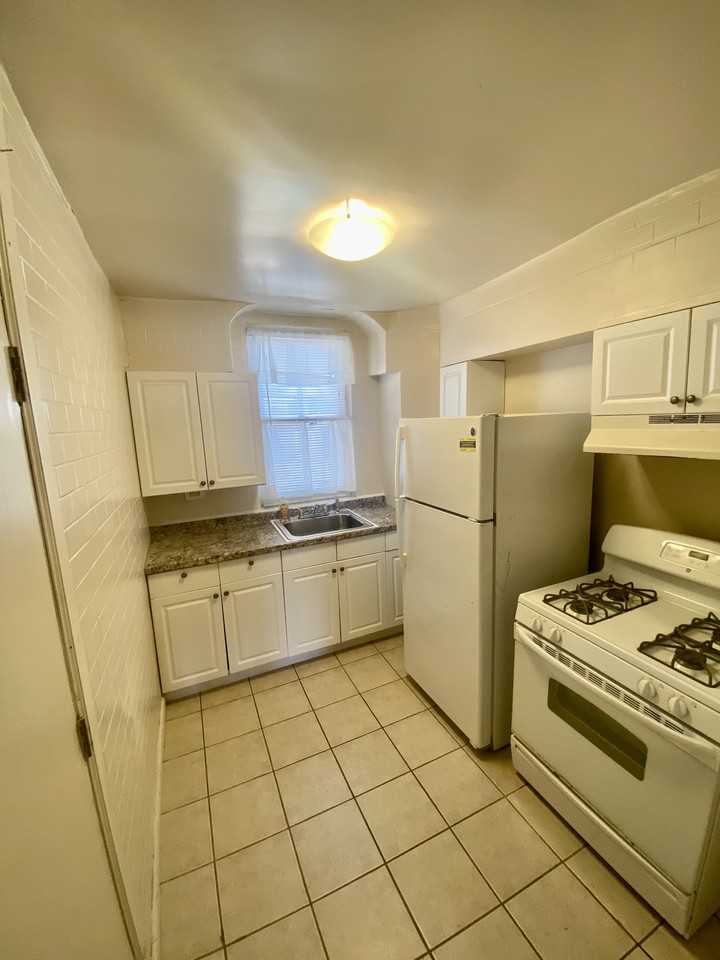 2307 N Pulaski St #1 - Photo 2 of 9