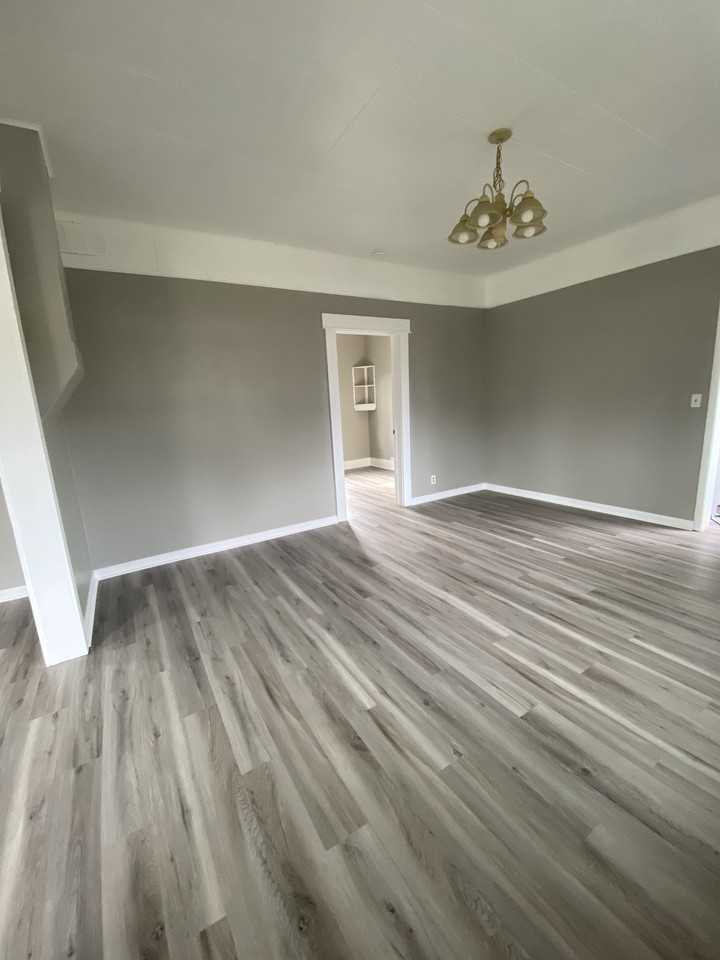 610 W 4th St #NA - Photo 6 of 23