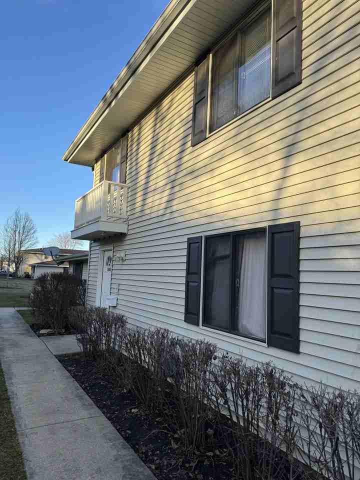 1436 Ellisville Ln #NA - Photo 3 of 22