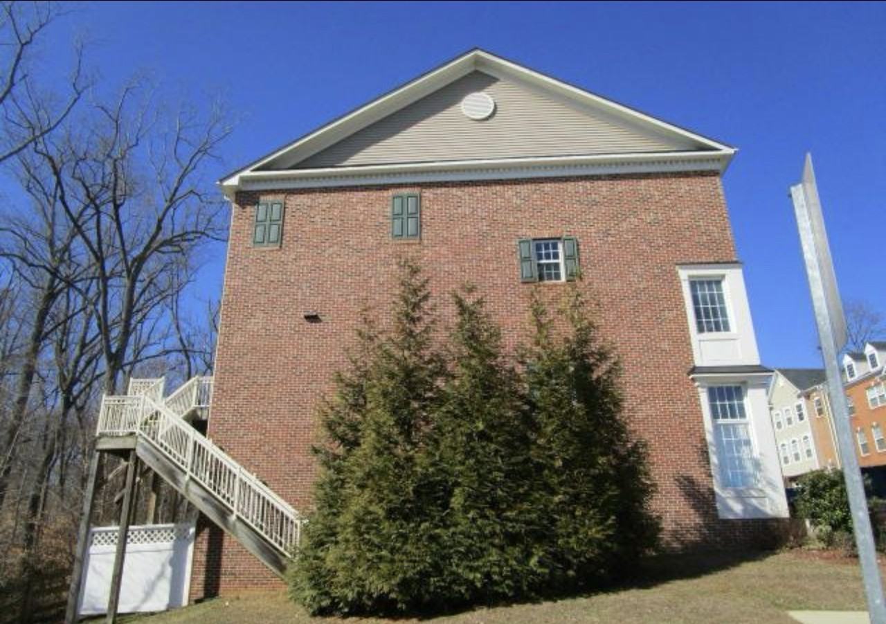 13 Fairhill Ln - Photo 2 of 28