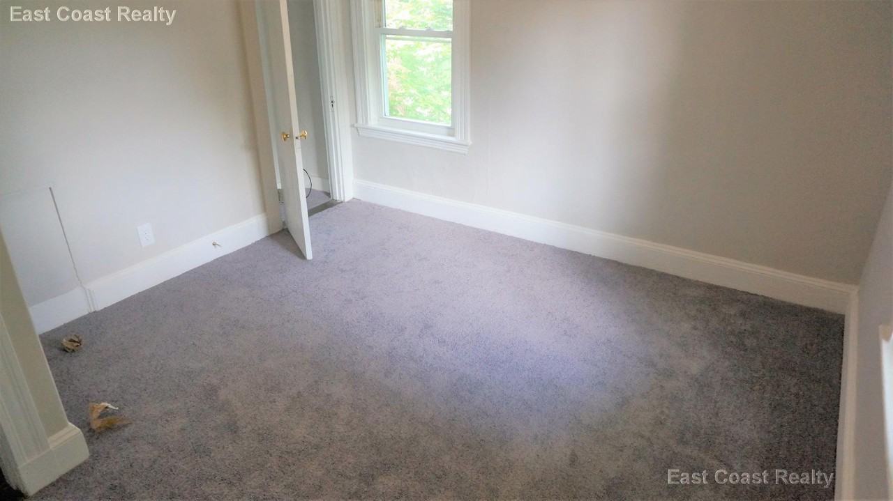 172 Bigelow St #2 - Photo 7 of 14