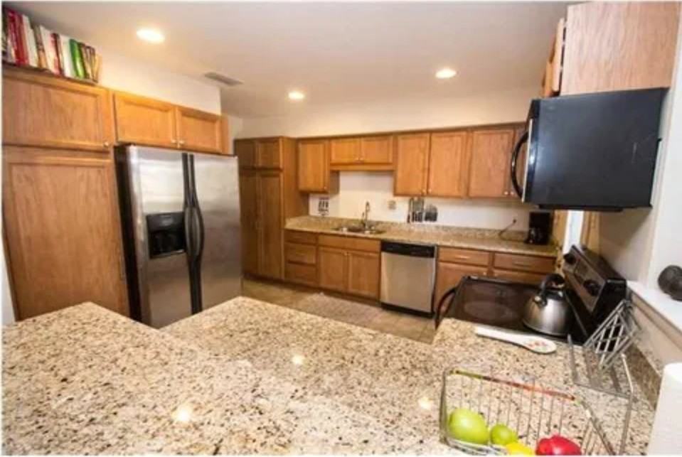 4204 Maplewood Court #NA - Photo 7 of 19