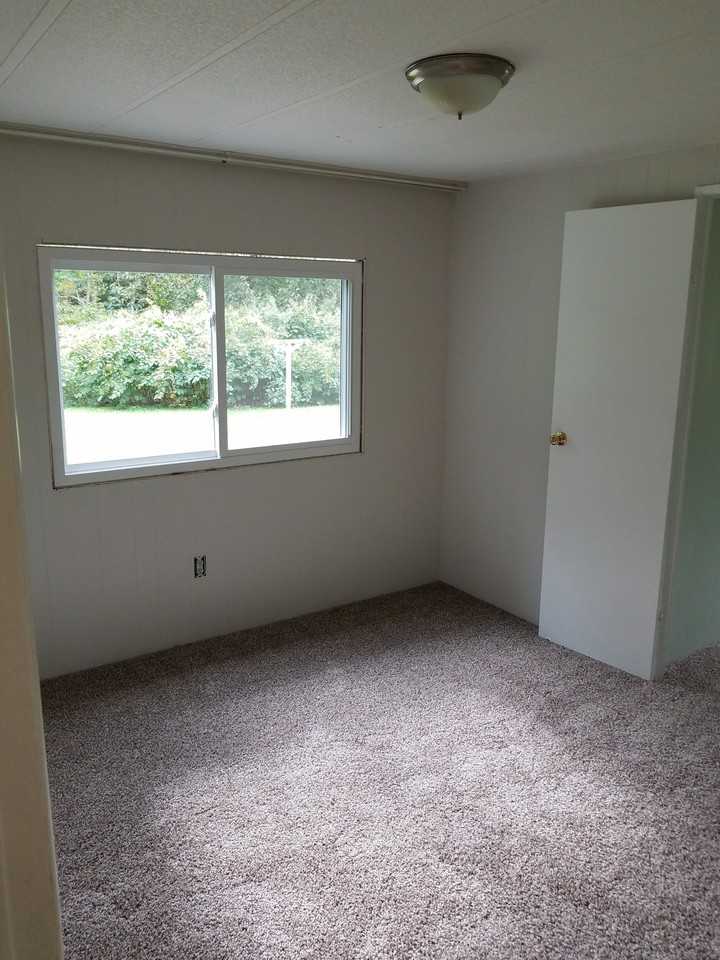 875 Gypsy Glen Rd #NA - Photo 2 of 4