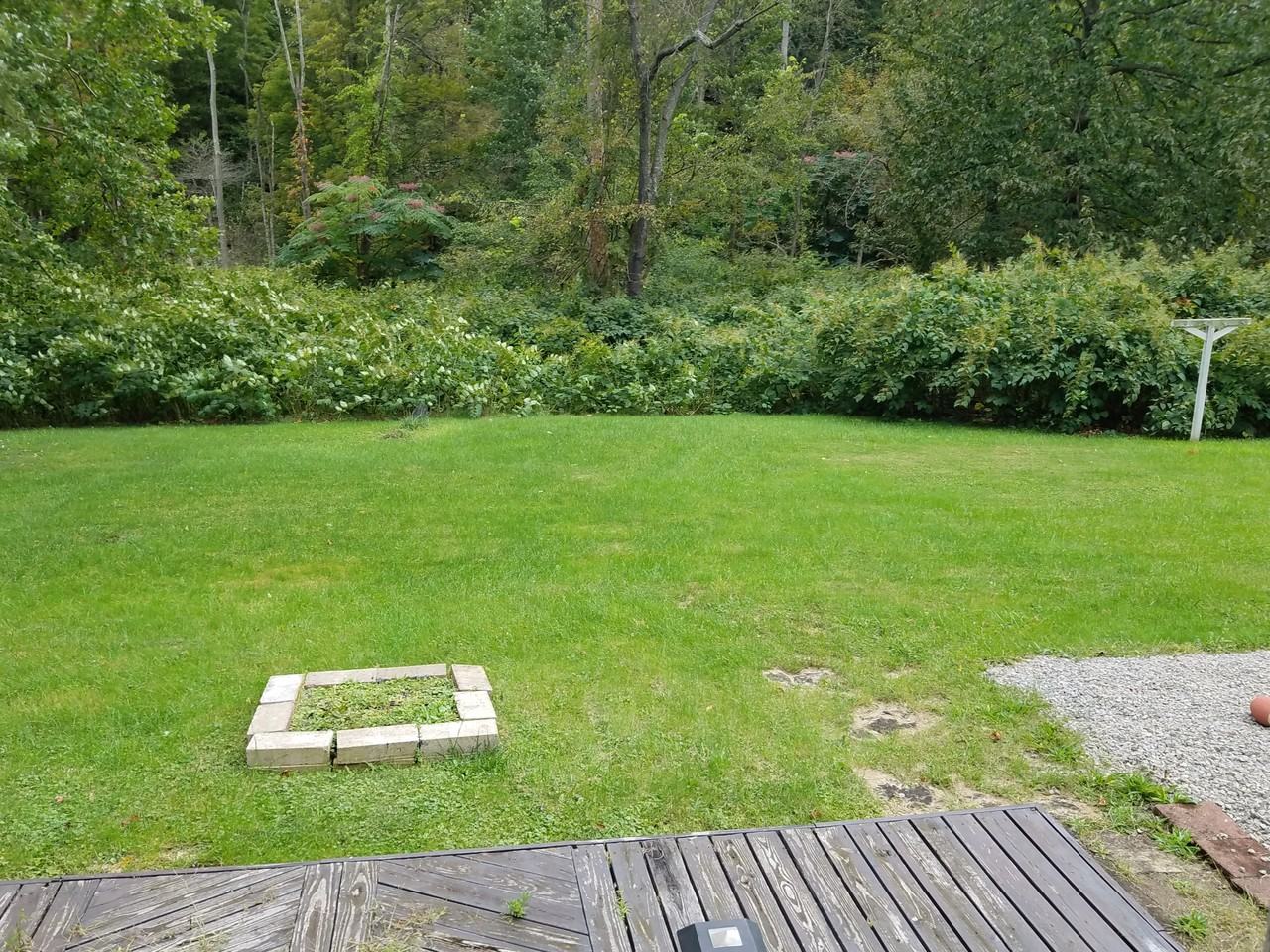 875 Gypsy Glen Rd #NA - Photo 3 of 4