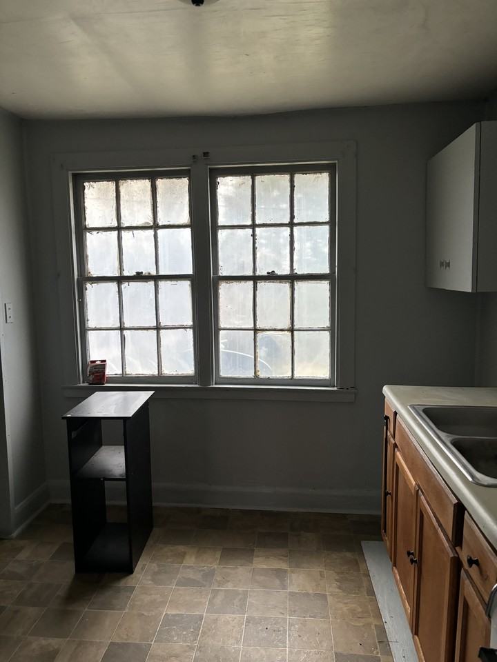 5632 Cooper Cir #B - Photo 4 of 9