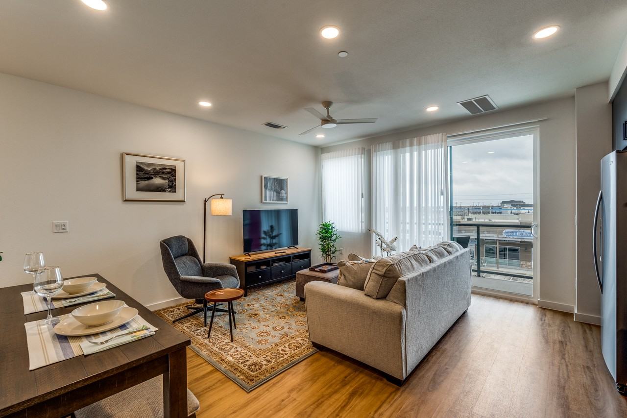2165 Gabriels Pl #1311 - Photo 2 of 12
