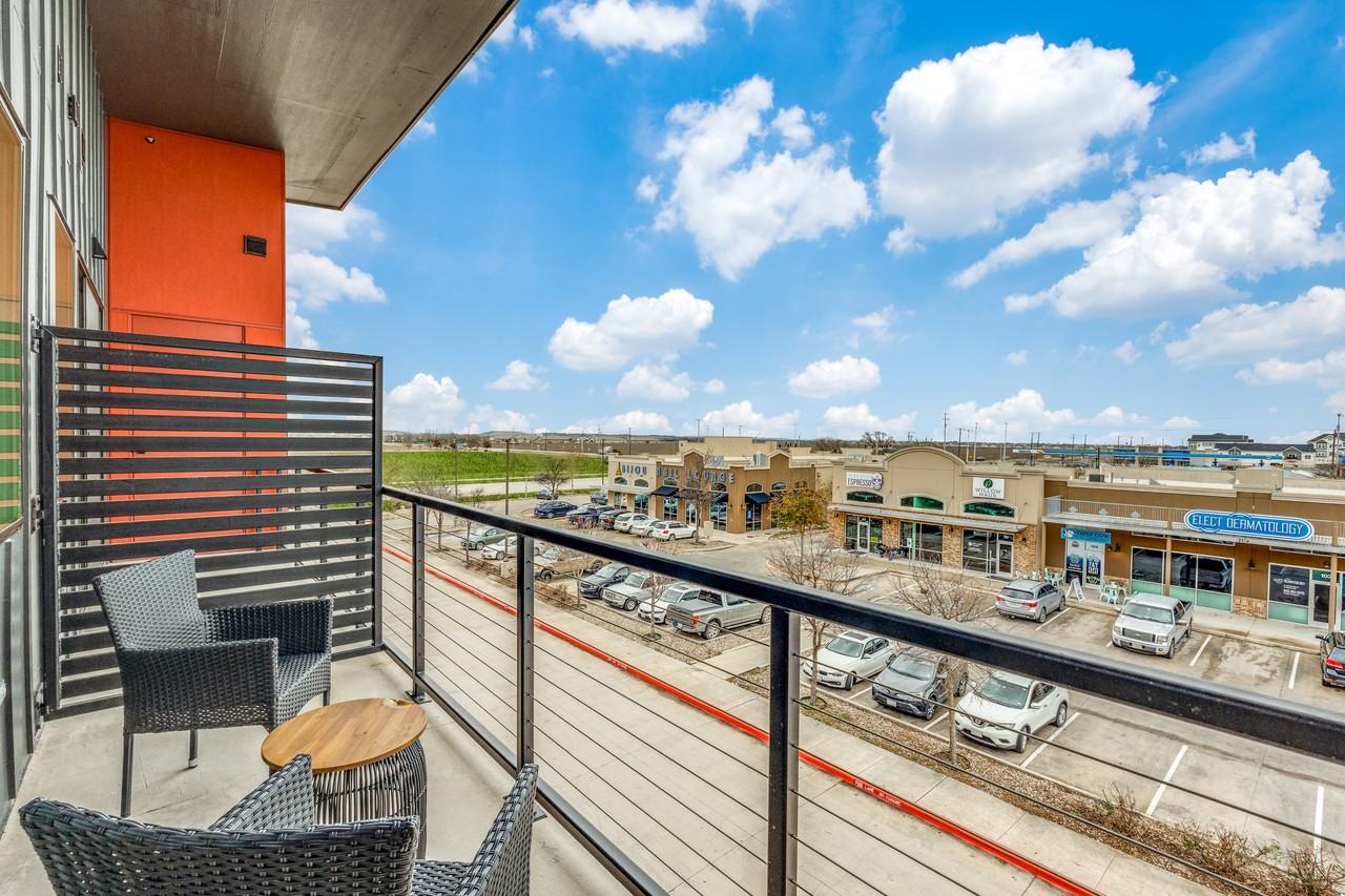 2165 Gabriels Pl #1311 - Photo 7 of 12