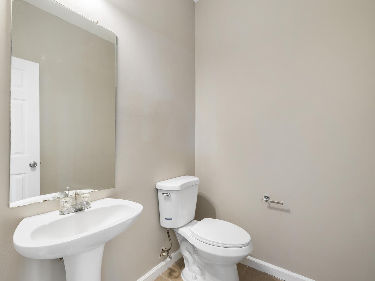 5450 Oakley Commons Blvd #5450 - Photo 4 of 22
