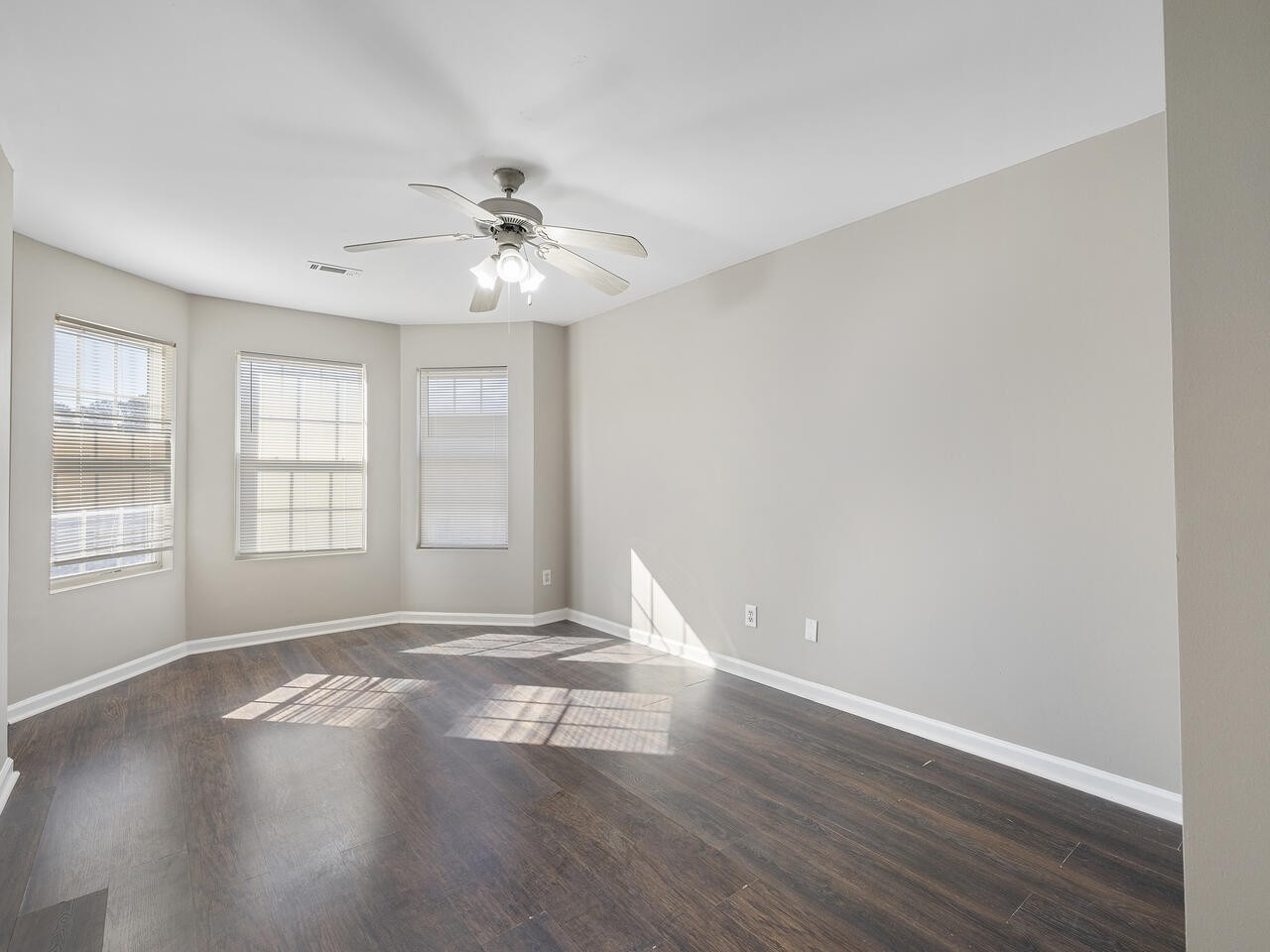 5450 Oakley Commons Blvd #5450 - Photo 6 of 22