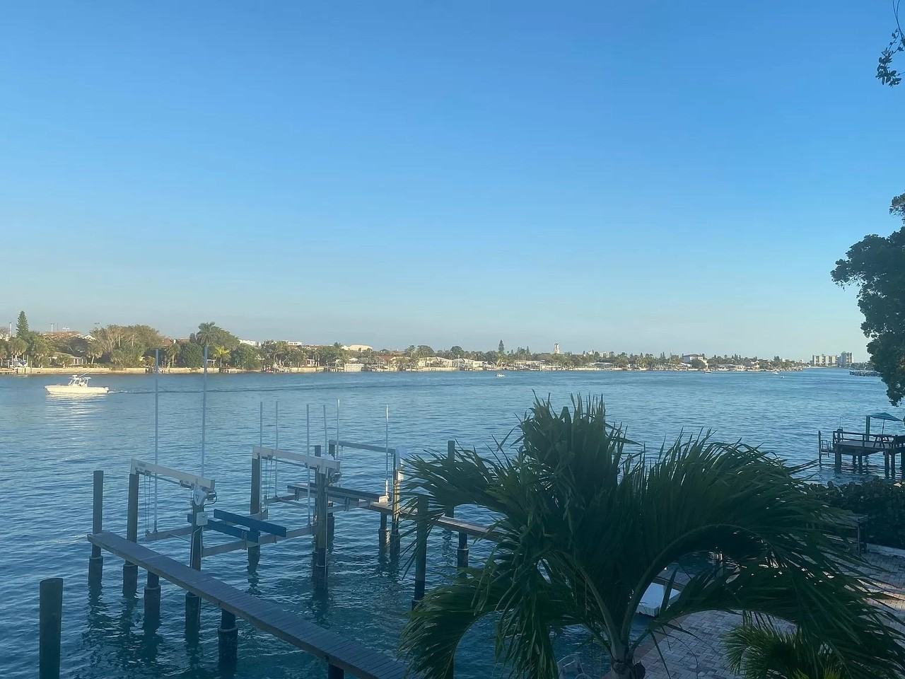 143 94th Ave #3 - Photo 3 of 40