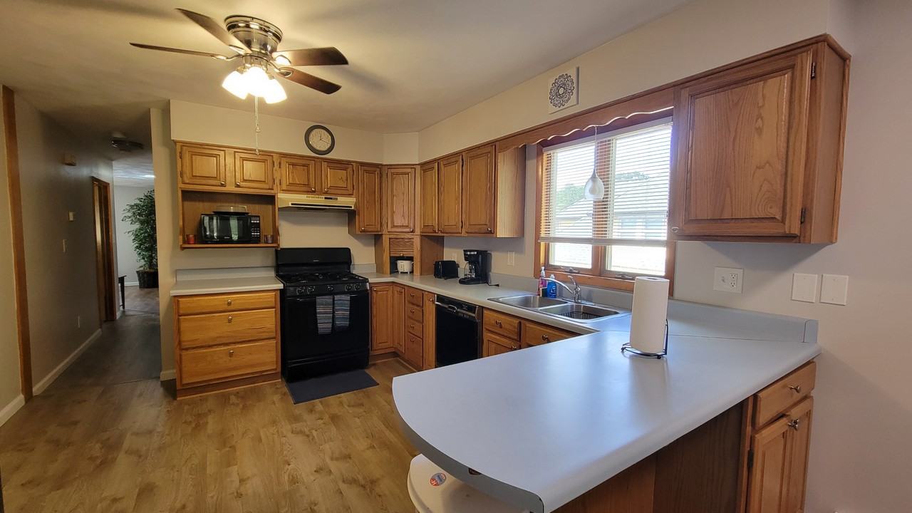 188 N Broad St #2ndFL - Photo 3 of 18