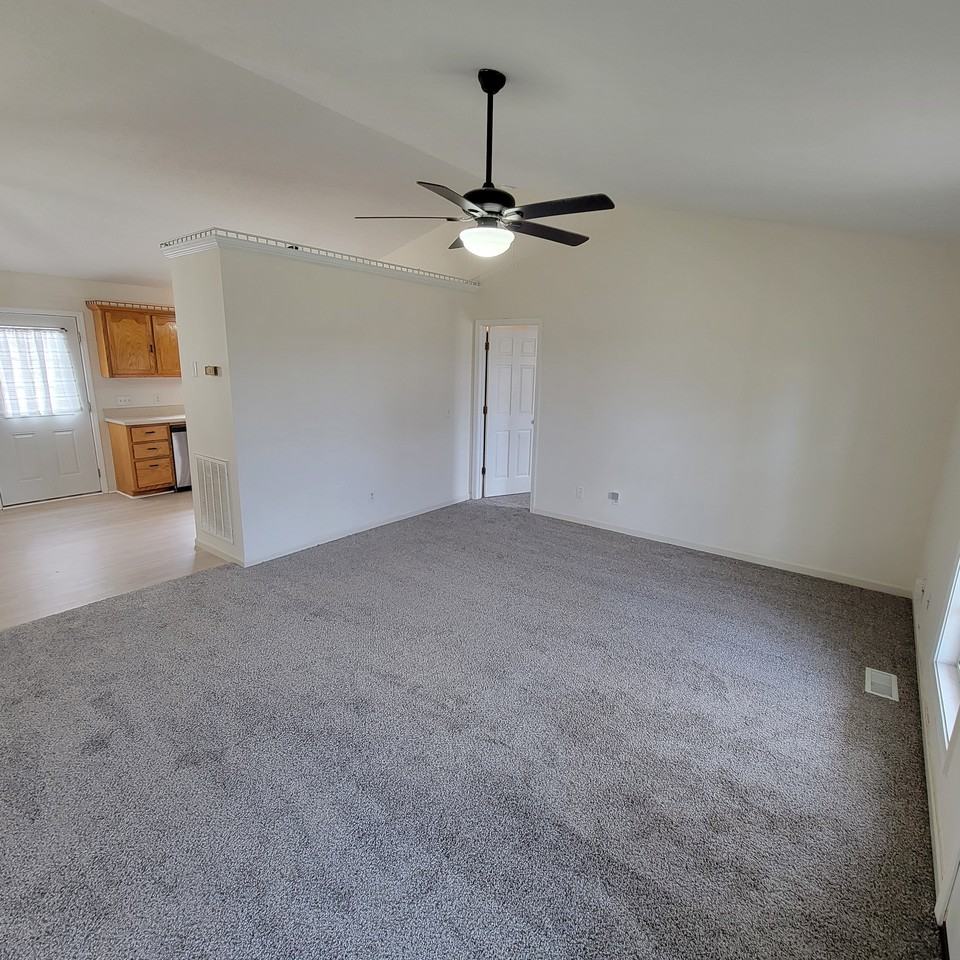 2411 Standing Stone Hwy #NA - Photo 3 of 20