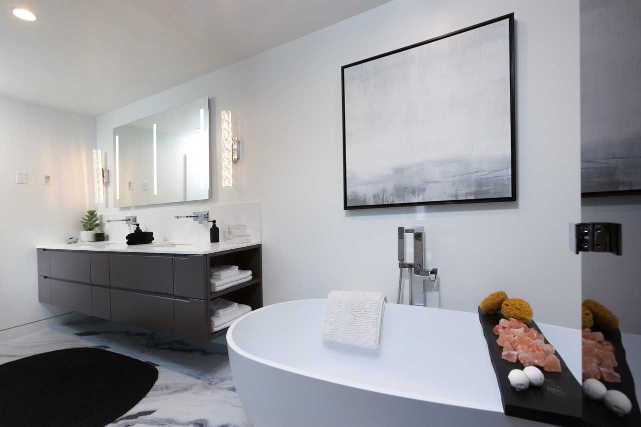 8780 Hollywood Blvd #NA - Photo 4 of 39