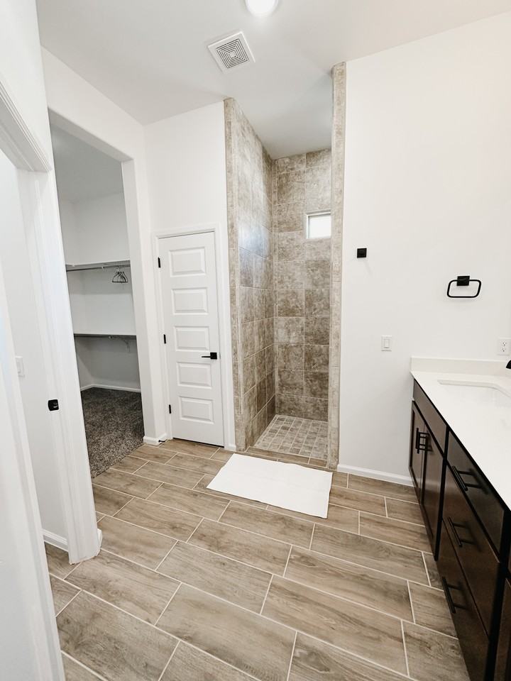 5022 Kenner Way #5022 - Photo 5 of 18