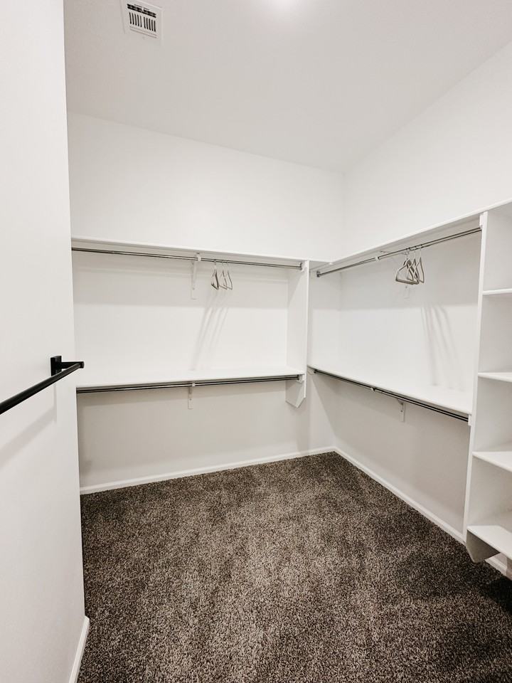 5022 Kenner Way #5022 - Photo 7 of 18