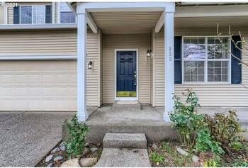 923 Nw Brookhill St #NA - Photo 3 of 30