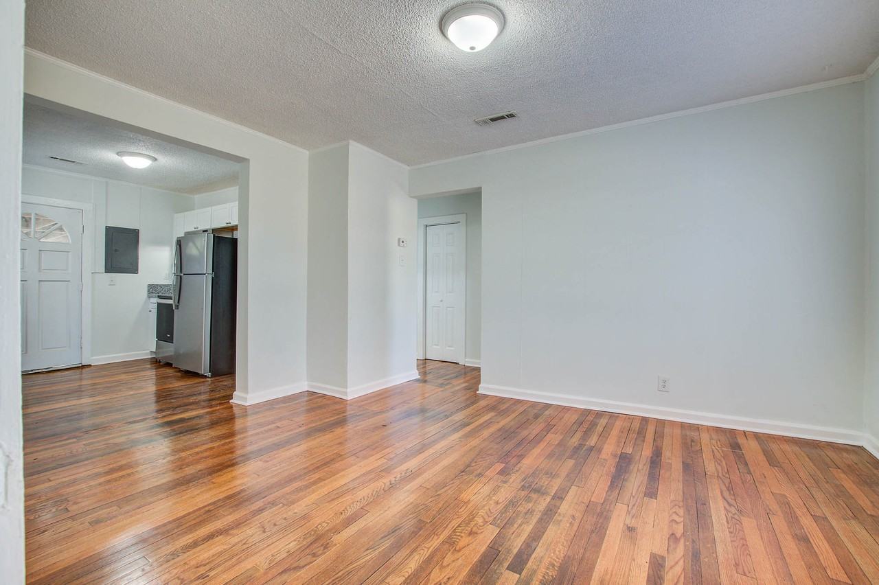 2615 Warm Ave #NA - Photo 7 of 19