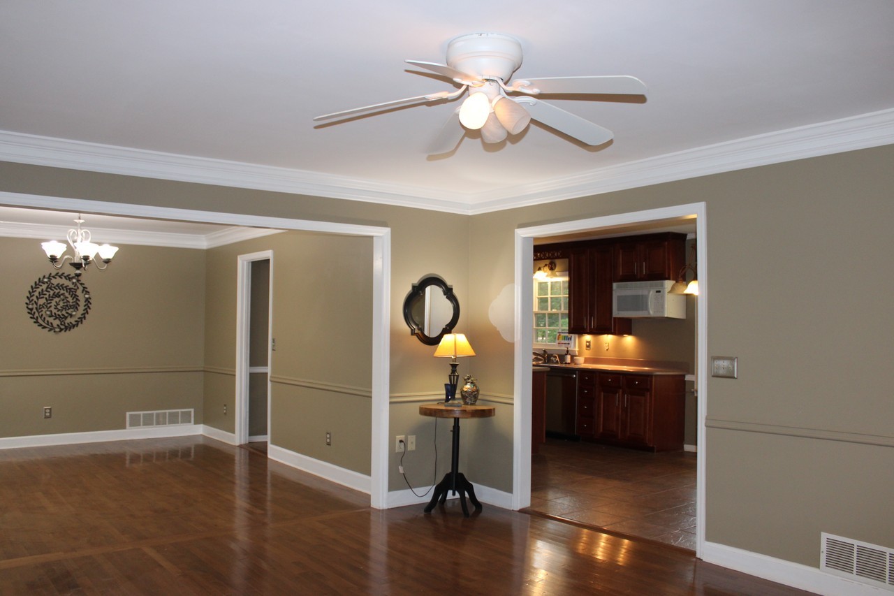 2164 Westbury Ct Sw #NA - Photo 3 of 15