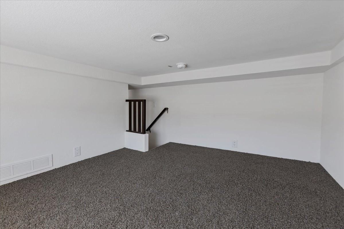 971 W Main St #40 - Photo 7 of 8