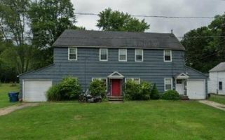 featured image of 2025 Grafton Rd #4