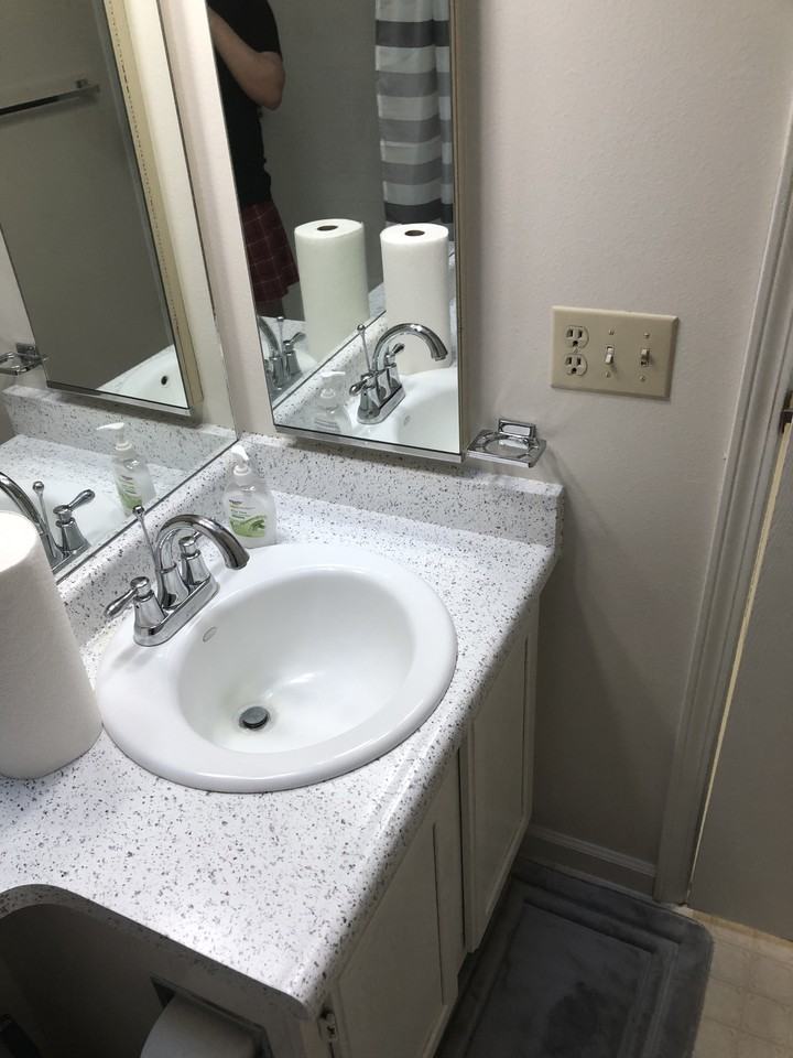 975 Harbourne St #8 - Photo 5 of 22